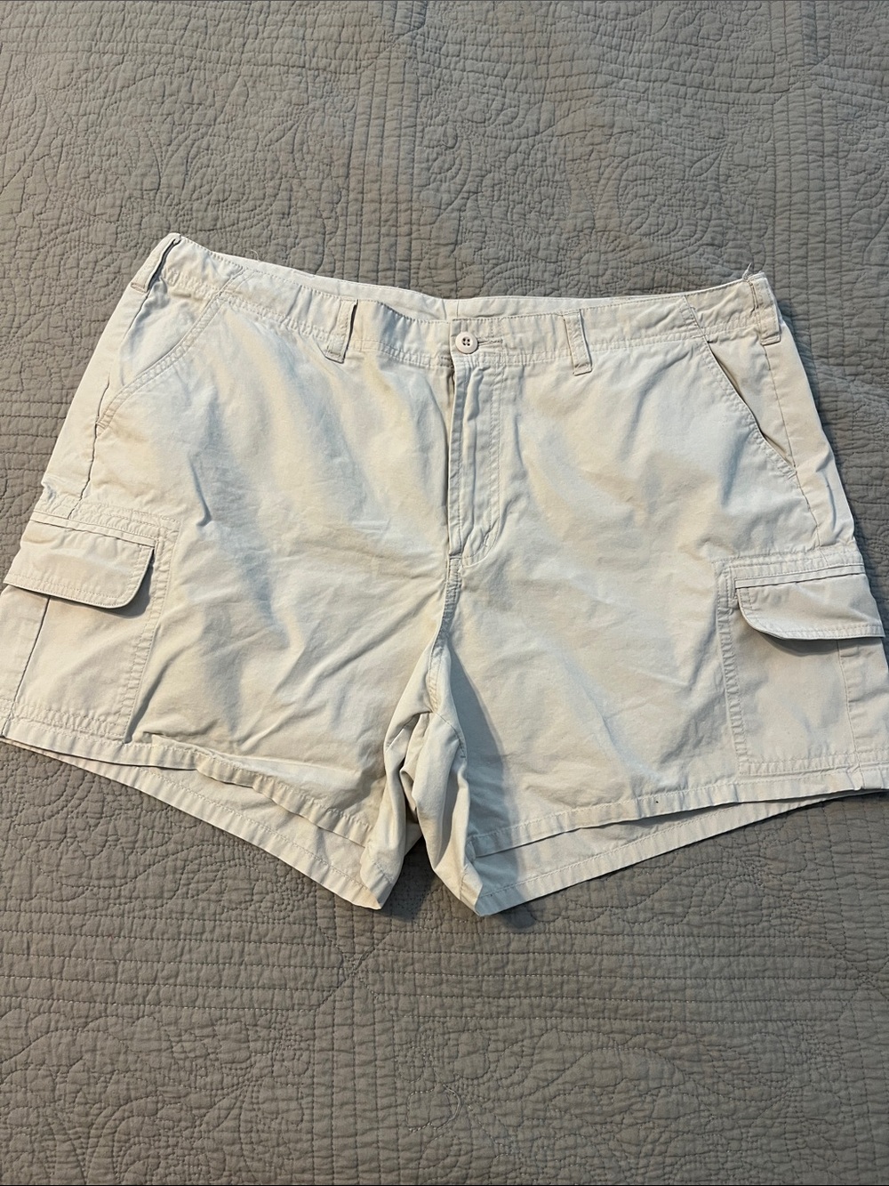 Venezia Light Beige Cargo Shorts